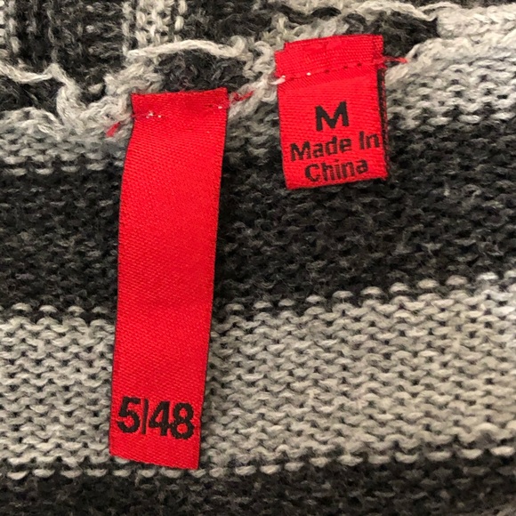 5/48 Gray Striped Ruffle Cardigan - Picture 7 of 8